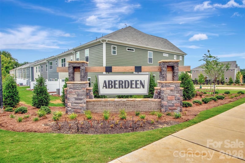 7022 Bentz St, Charlotte, NC 28269