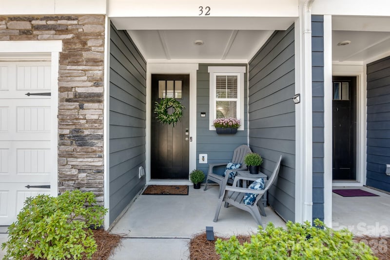 32 Woodsdale Pl SE, Concord, NC 28025