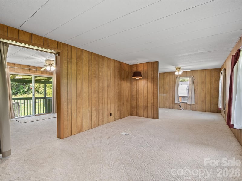 1254 Sulphur Springs Rd, Waynesville, NC 28786