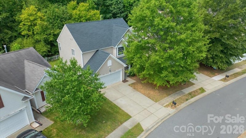 423 Mountain Quail Dr, Charlotte, NC 28216