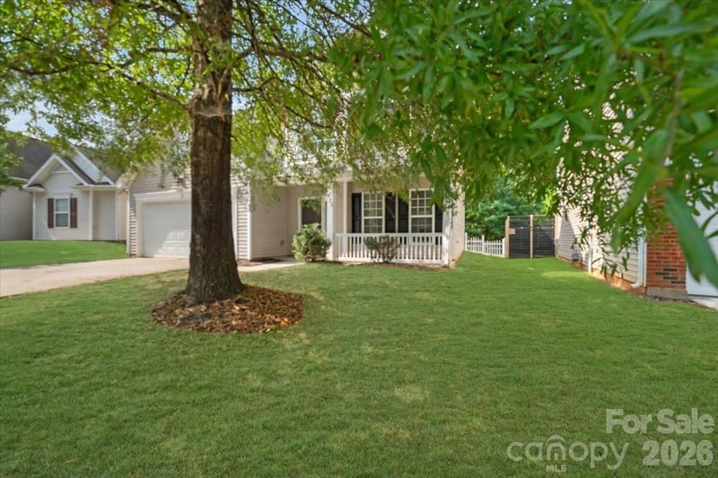 423 Mountain Quail Dr, Charlotte, NC 28216