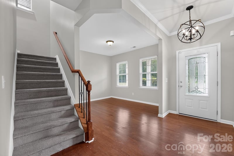 8224 Kelburn Ln, Charlotte, NC 28273