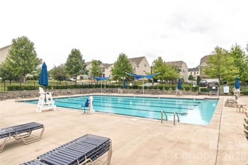 8224 Kelburn Ln, Charlotte, NC 28273