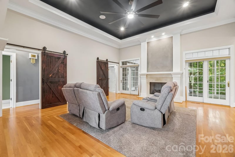 5505 Hickory Leaf Ct, Mount Holly, NC 28120