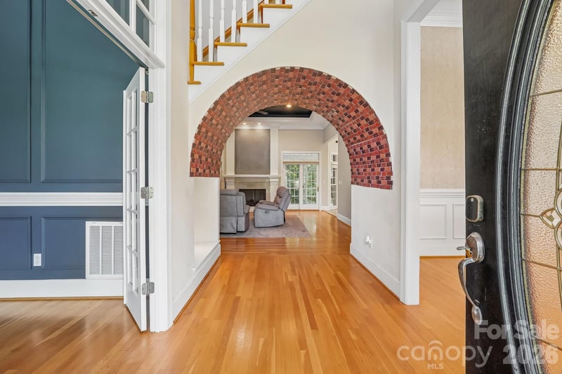 5505 Hickory Leaf Ct, Mount Holly, NC 28120