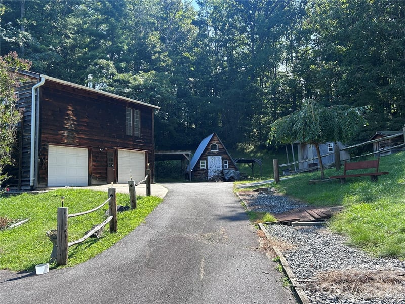 3421 - 3423 Rector Corner Rd, Marshall, NC 28753