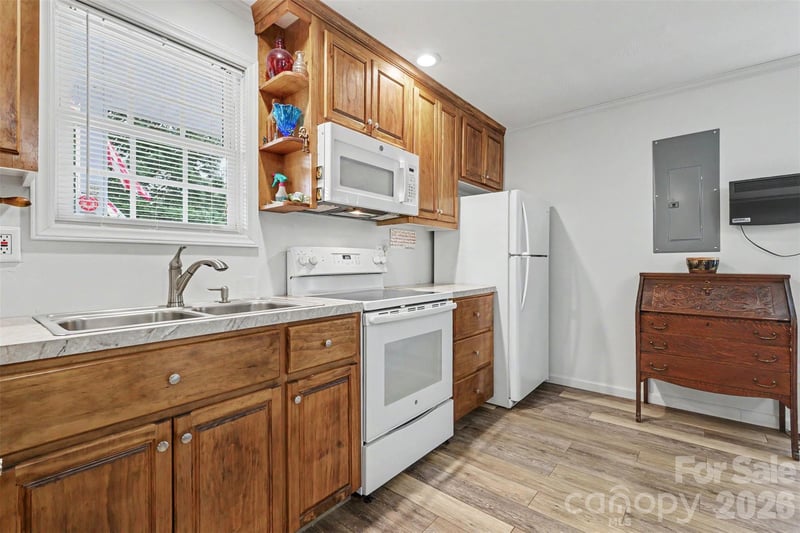 9324 Simpson Rd, Waxhaw, NC 28173