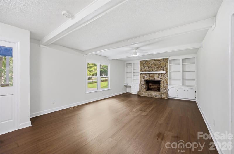 103 New Hampshire Dr, Stanley, NC 28164