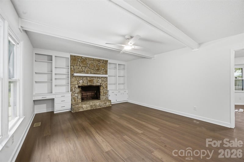 103 New Hampshire Dr, Stanley, NC 28164
