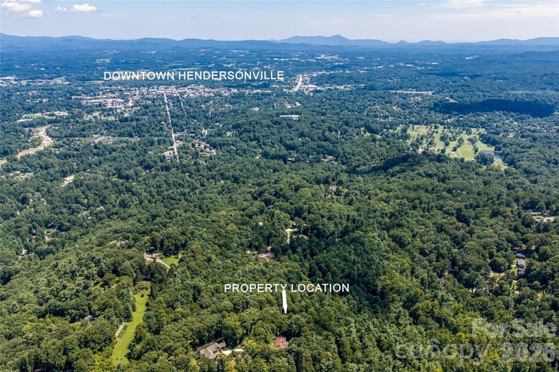 99999 Sabine Dr #2A, Laurel Park, NC 28739