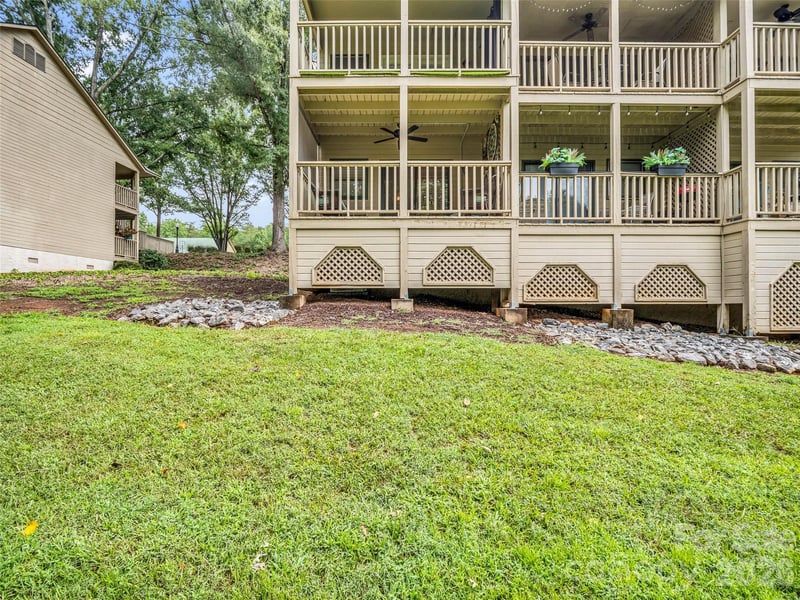 160 Whitney Blvd #21, Lake Lure, NC 28746