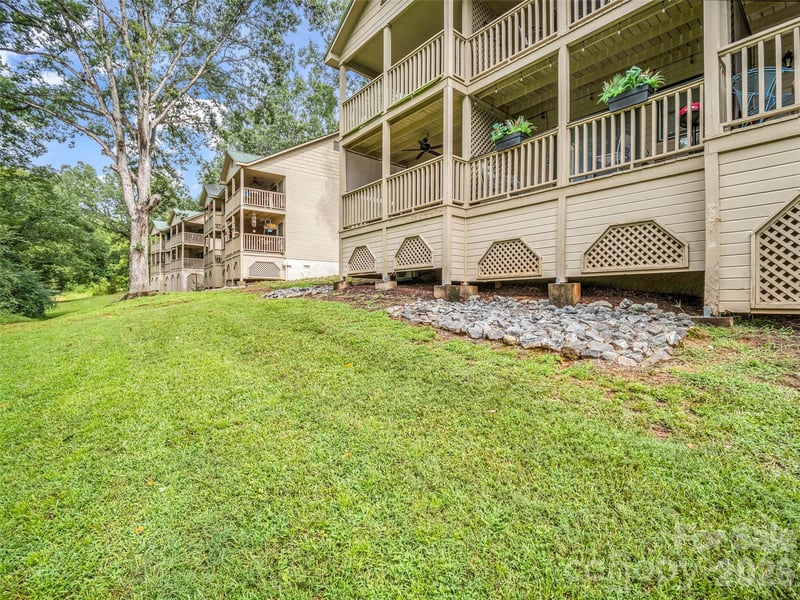 160 Whitney Blvd #21, Lake Lure, NC 28746