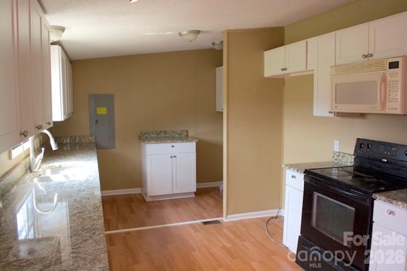 1016 Bethesda Rd #4, 3, 2, Statesville, NC 28677