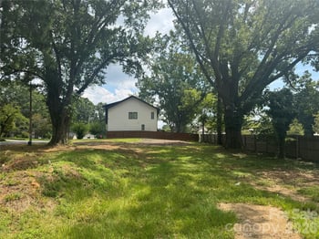 44204424 Castleton Rd, Charlotte, NC 28211