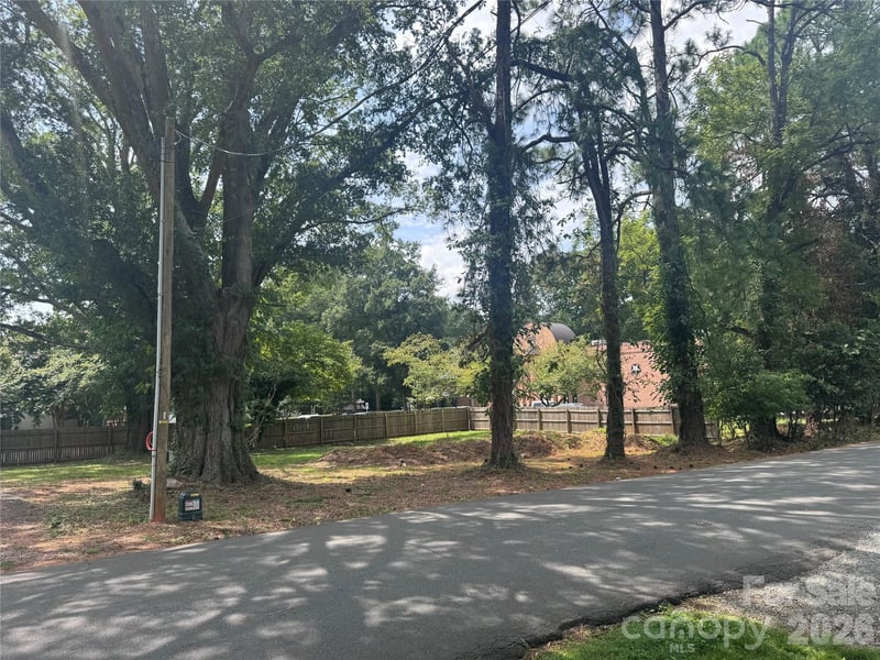44204424 Castleton Rd, Charlotte, NC 28211