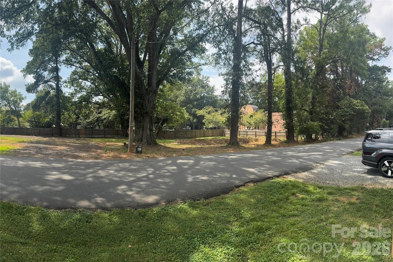 44204424 Castleton Rd, Charlotte, NC 28211