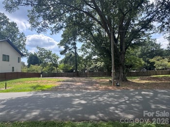 44204424 Castleton Rd, Charlotte, NC 28211