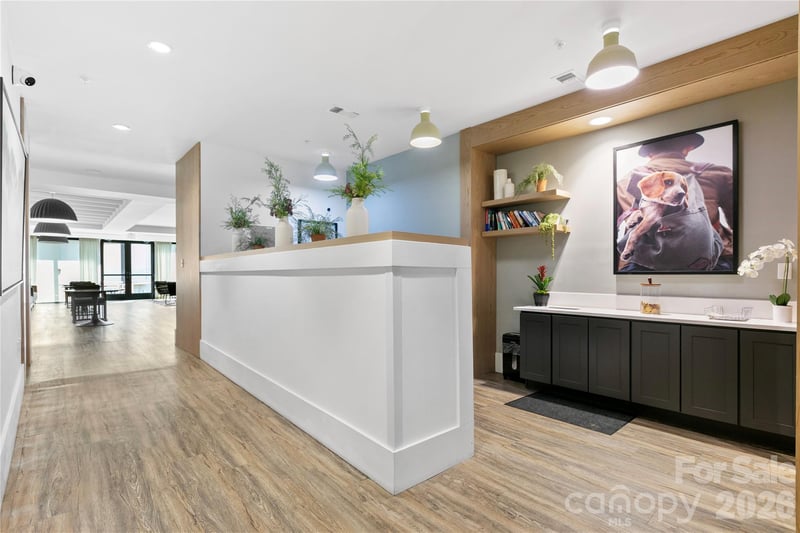 55 S Market St #416, Asheville, NC 28801