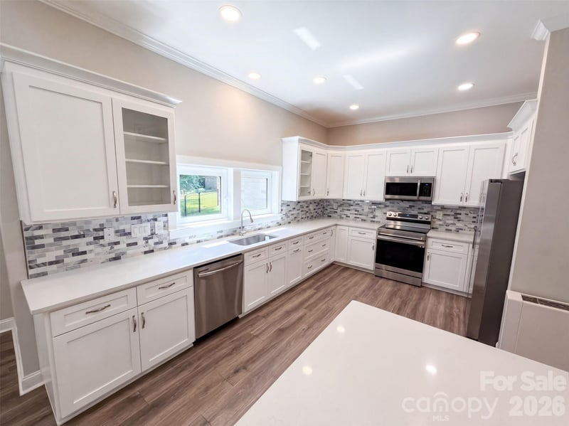 132 Cottage Creek Ct, York, SC 29745