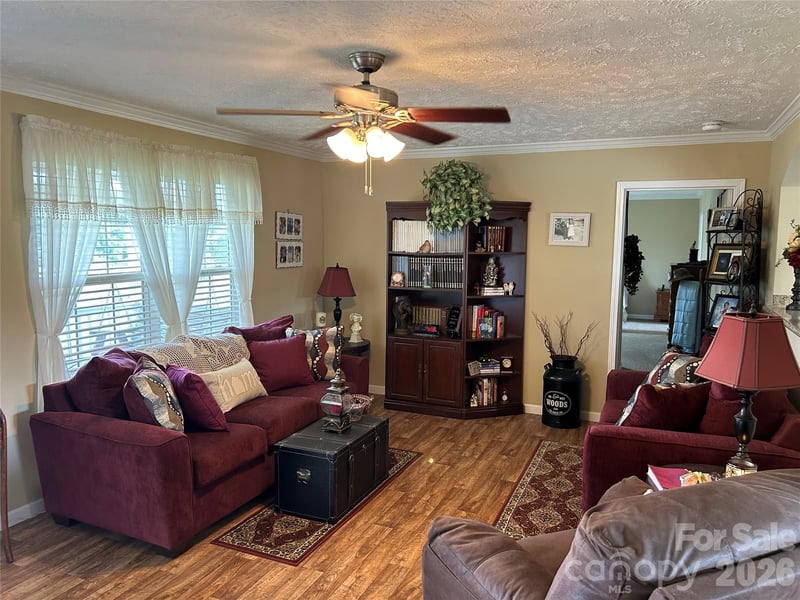 321 Jones St, Blacksburg, SC 29702