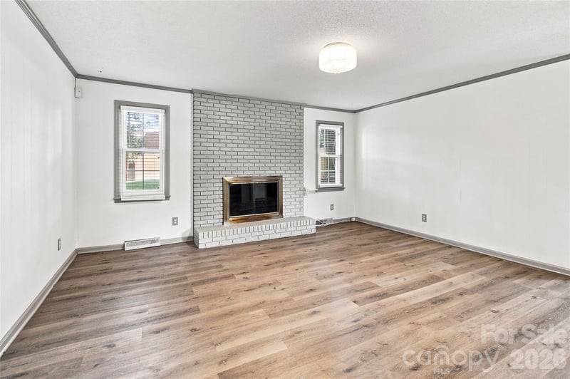 4209 Heatherstone Dr, Gastonia, NC 28056