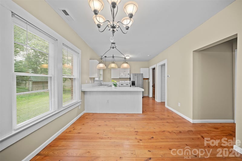 116 Whitesides St, Cherryville, NC 28021
