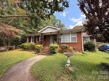 4310 Gillespie Ct, Charlotte, NC 28205