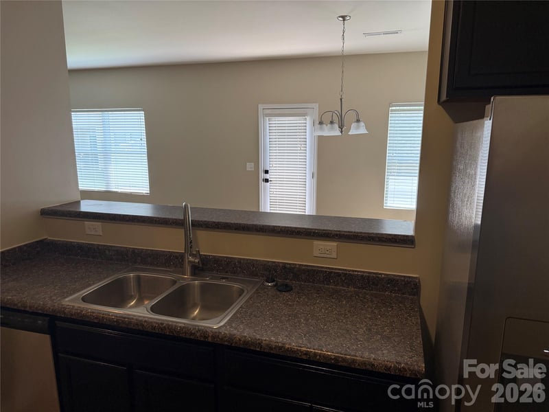 14304 Evening Flight Ln, Charlotte, NC 28262