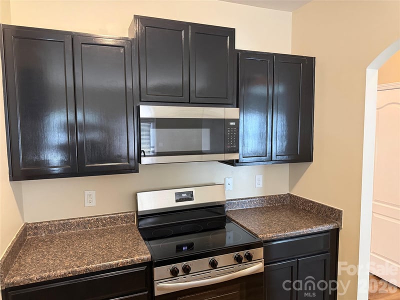 14304 Evening Flight Ln, Charlotte, NC 28262