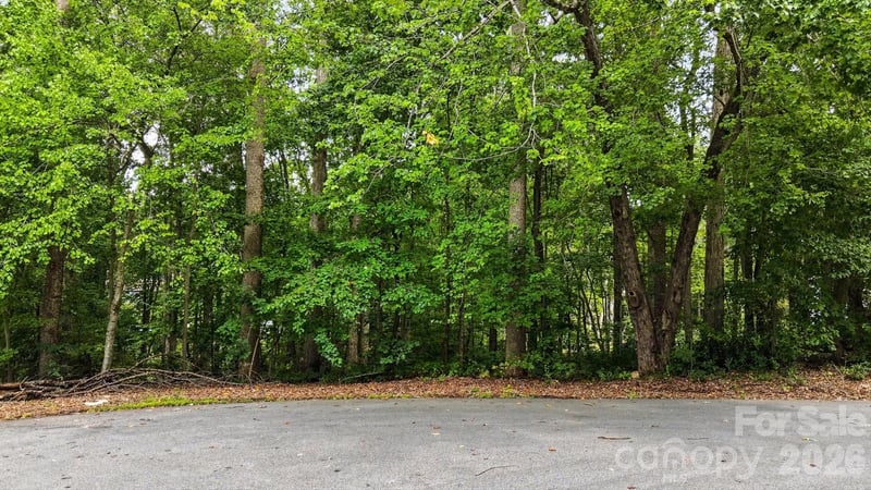 3958 Hoke St, Claremont, NC 28610