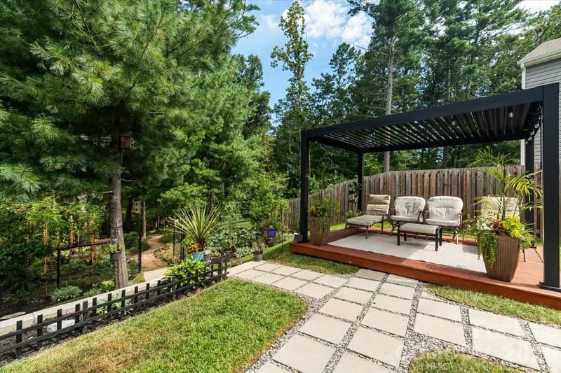 333 Oak Branch Rd, Arden, NC 28704
