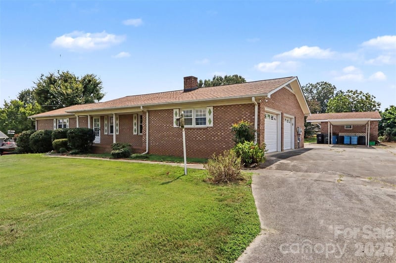 1018 Rembrandt Dr SW, Concord, NC 28027