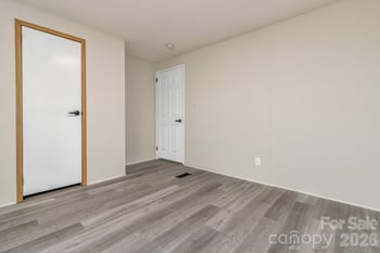 30 Pinners Cove Rd, Asheville, NC 28803