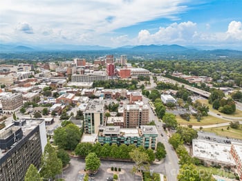 60 N Market St #117, Asheville, NC 28801