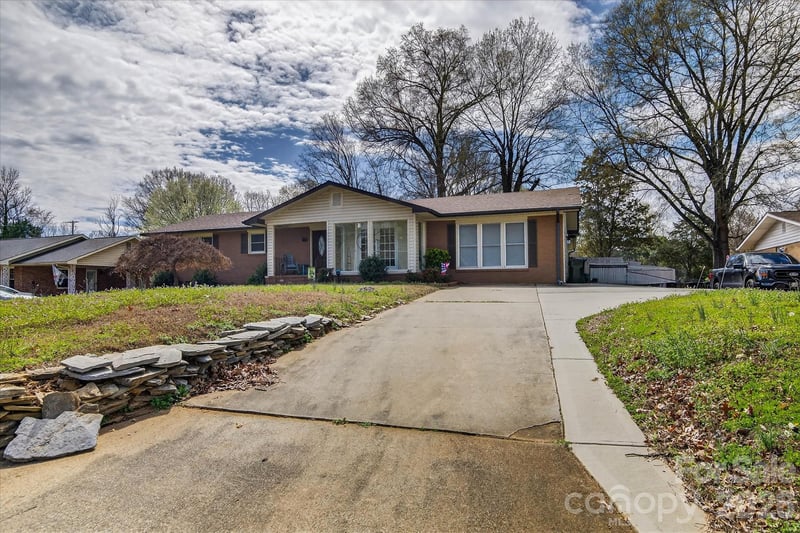 1217 Ebinport Rd, Rock Hill, SC 29732