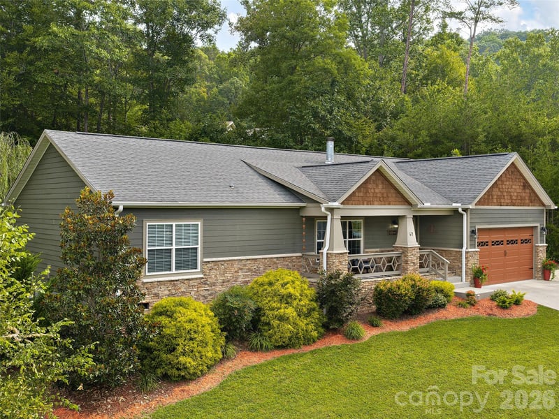 64 Luther Cove Rd, Candler, NC 28715