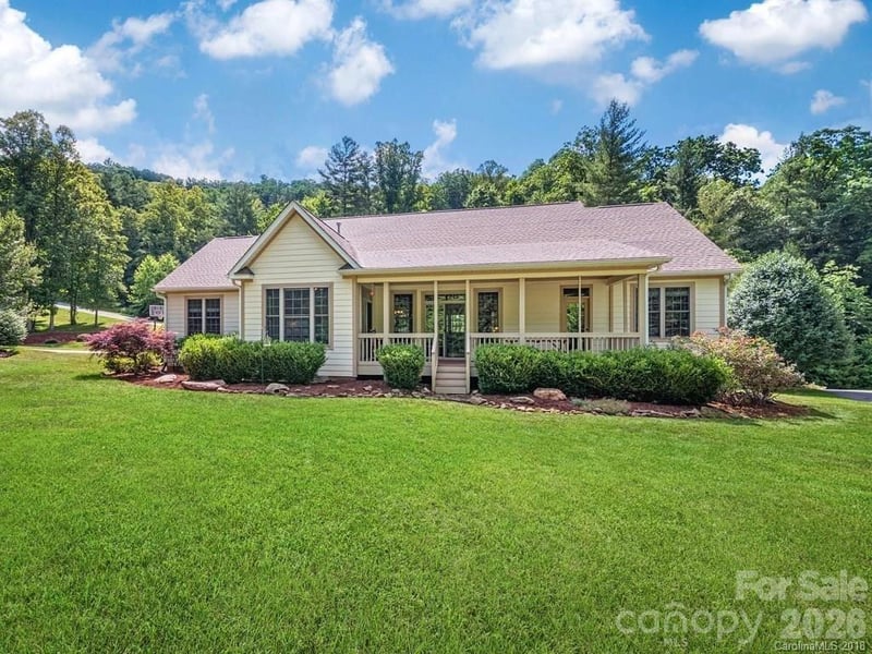 122 Twin Courts Dr, Weaverville, NC 28787