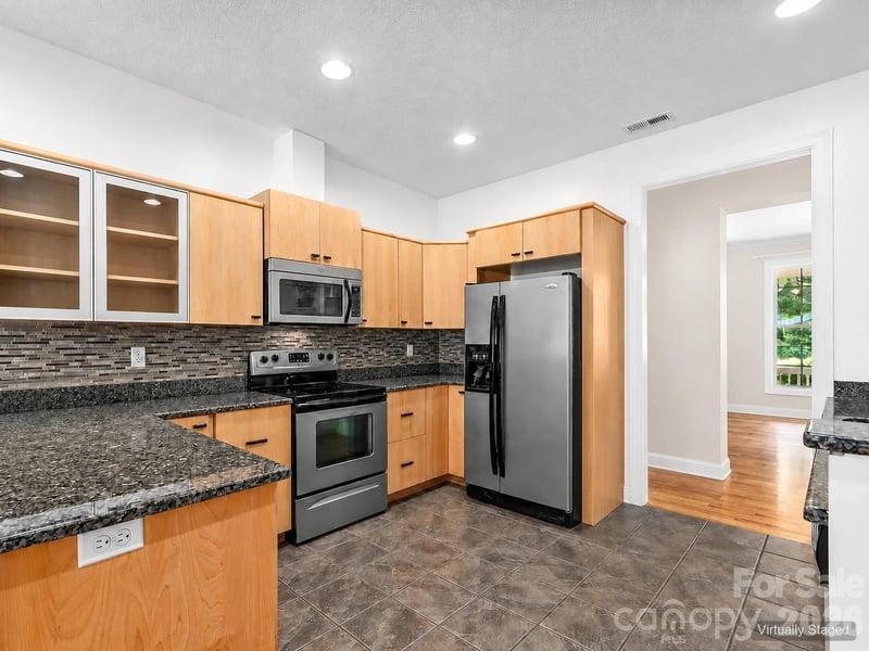 122 Twin Courts Dr, Weaverville, NC 28787