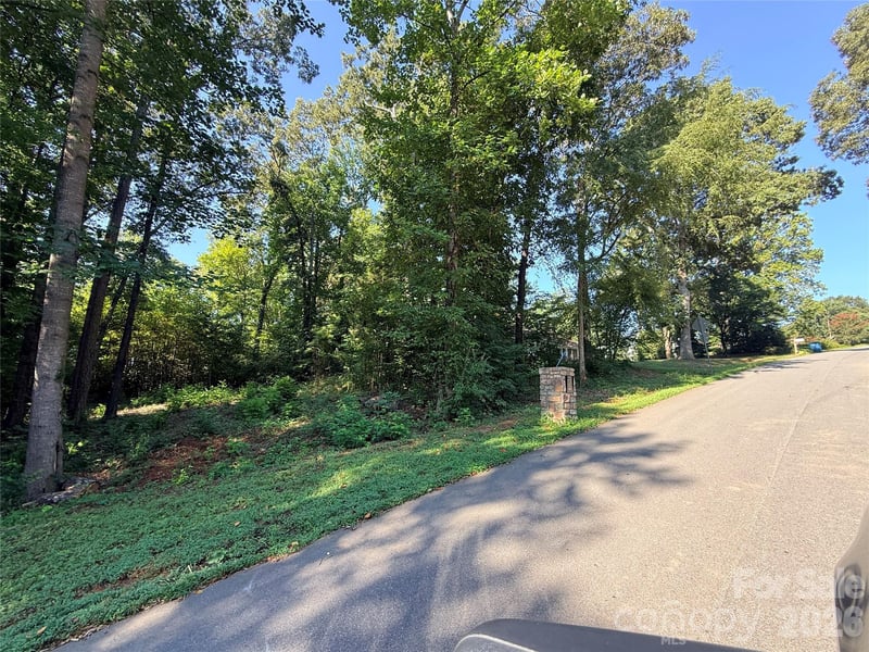 8079 Altacrest Dr, Concord, NC 28027