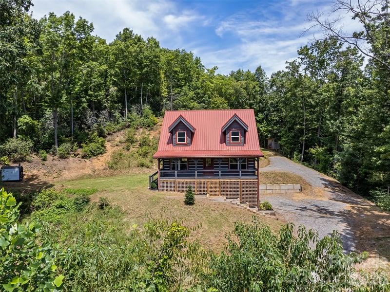 785 Orion Davis Rd, Waynesville, NC 28786