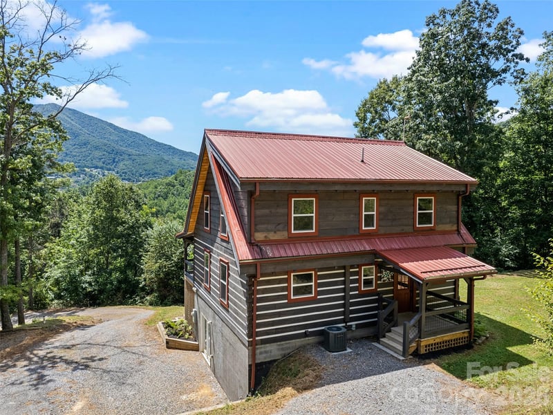 785 Orion Davis Rd, Waynesville, NC 28786