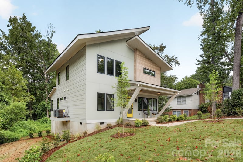 5151 Grafton Dr, Charlotte, NC 28215