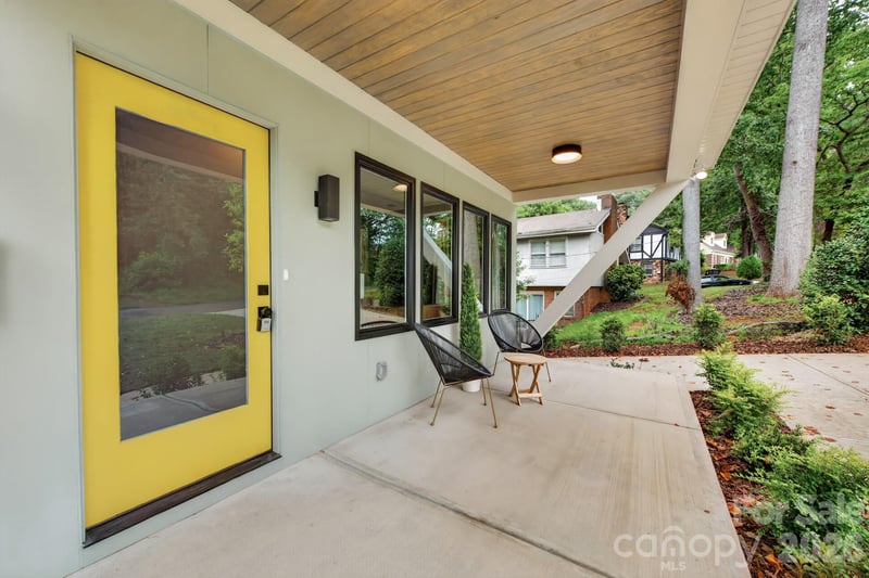 5151 Grafton Dr, Charlotte, NC 28215