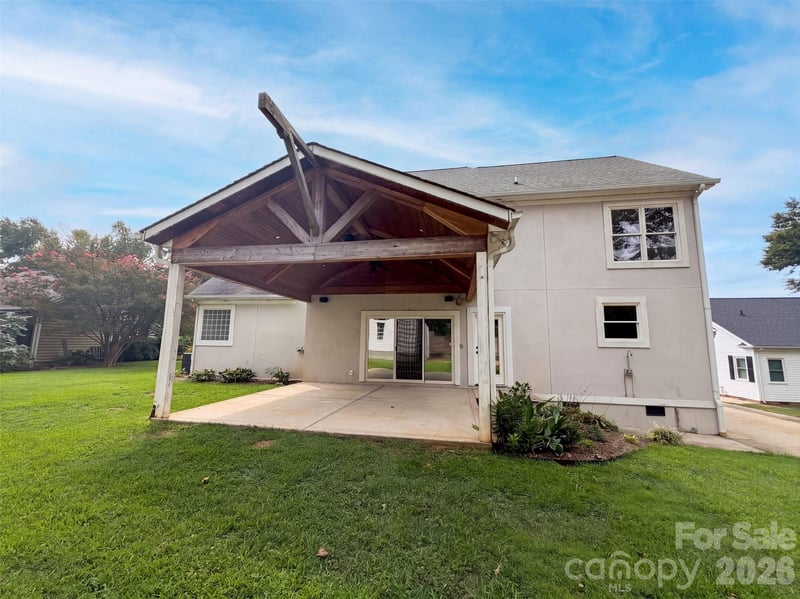 142 Bain Ln, Mooresville, NC 28117