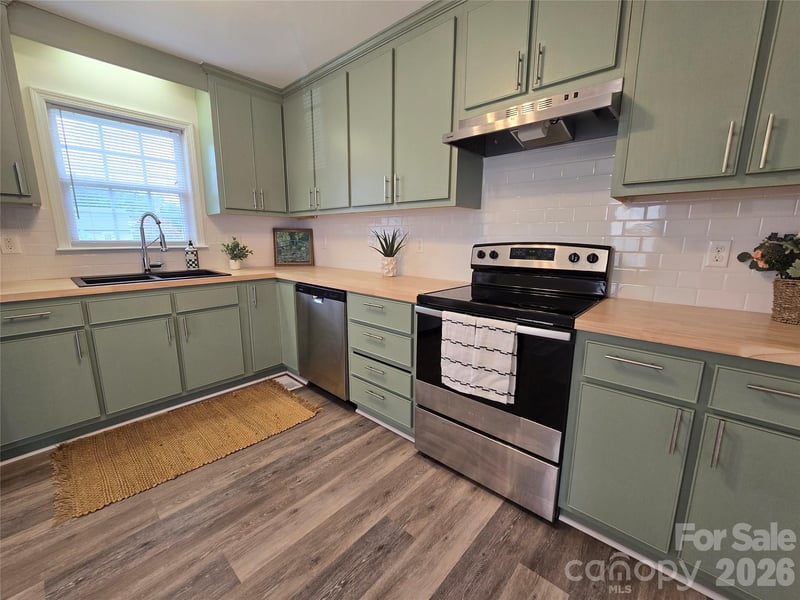 118 Oakwood Ave, Salisbury, NC 28146
