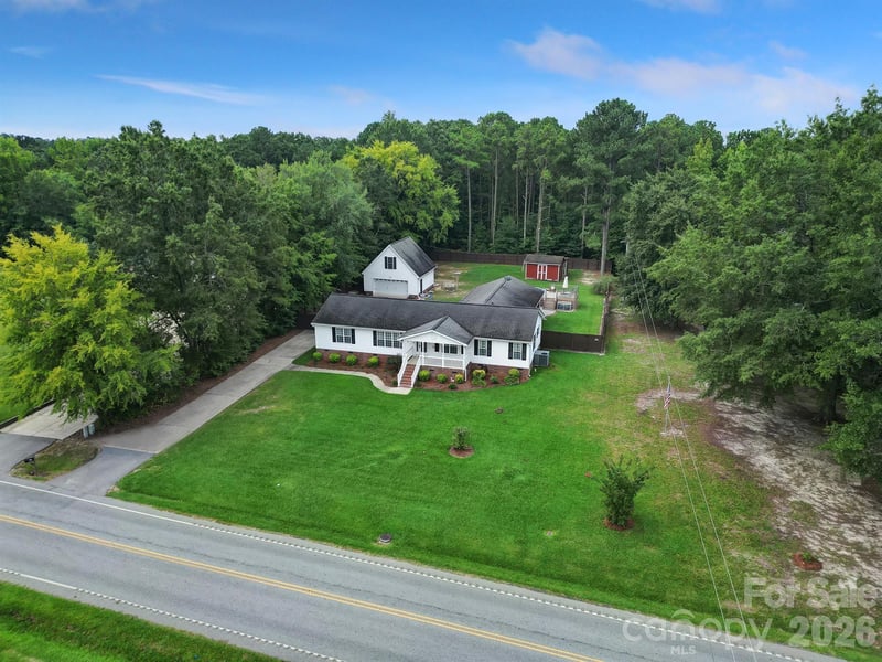 1421 Suttle Rd, Lancaster, SC 29720