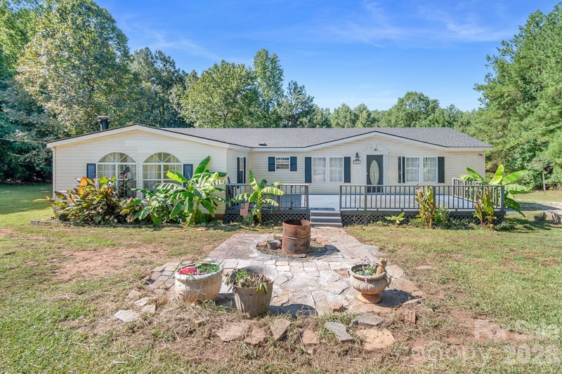 3017 Heather Hill Ln, Richburg, SC 29729