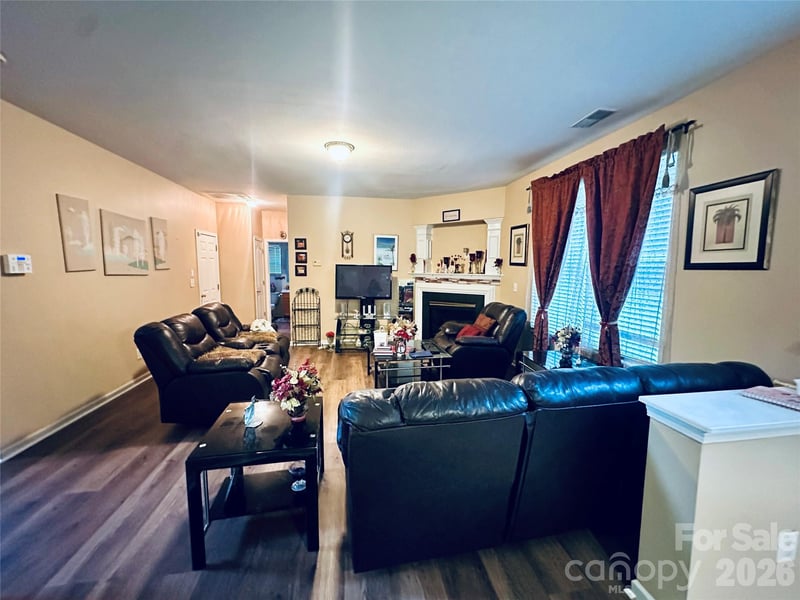 3833 Wingdale Ct, Gastonia, NC 28056