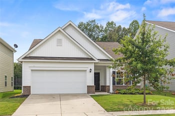 9022 Evercrisp Ln, Charlotte, NC 28215