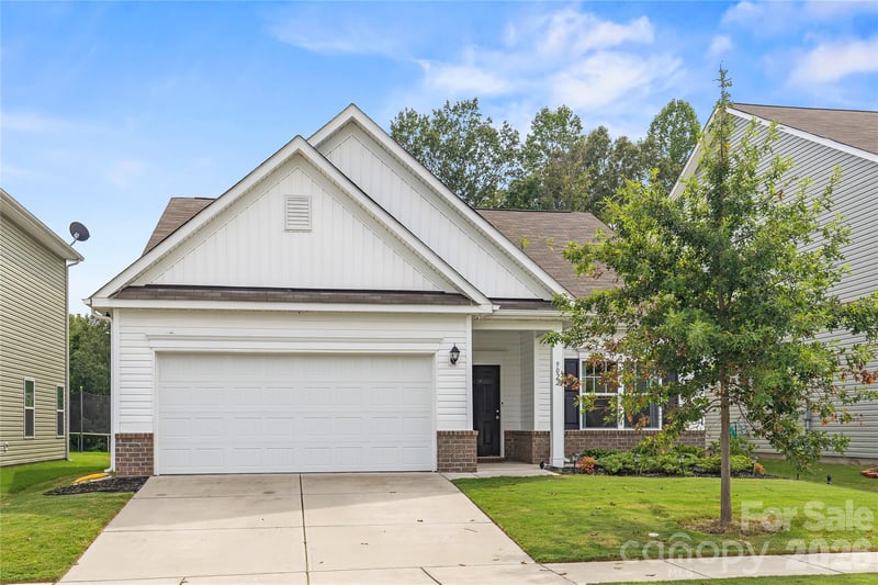 9022 Evercrisp Ln, Charlotte, NC 28215